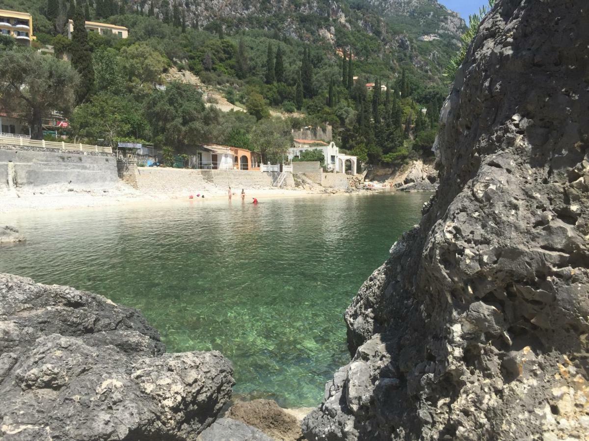 Miltos Studios Paleokastritsa Luaran gambar